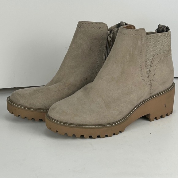 Universal Thread Shoes - Universal Thread Womens Taupe Suede Lug Sole Platform Ankle Boots Size 8.5